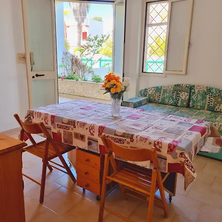 Residenza Smeraldo In Baia Holiday home