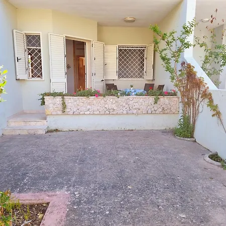 Holiday home Residenza Smeraldo In Baia